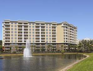 Exterior - minutes from Disney World's Magic Kingdom & Epcot (Kissimmee)