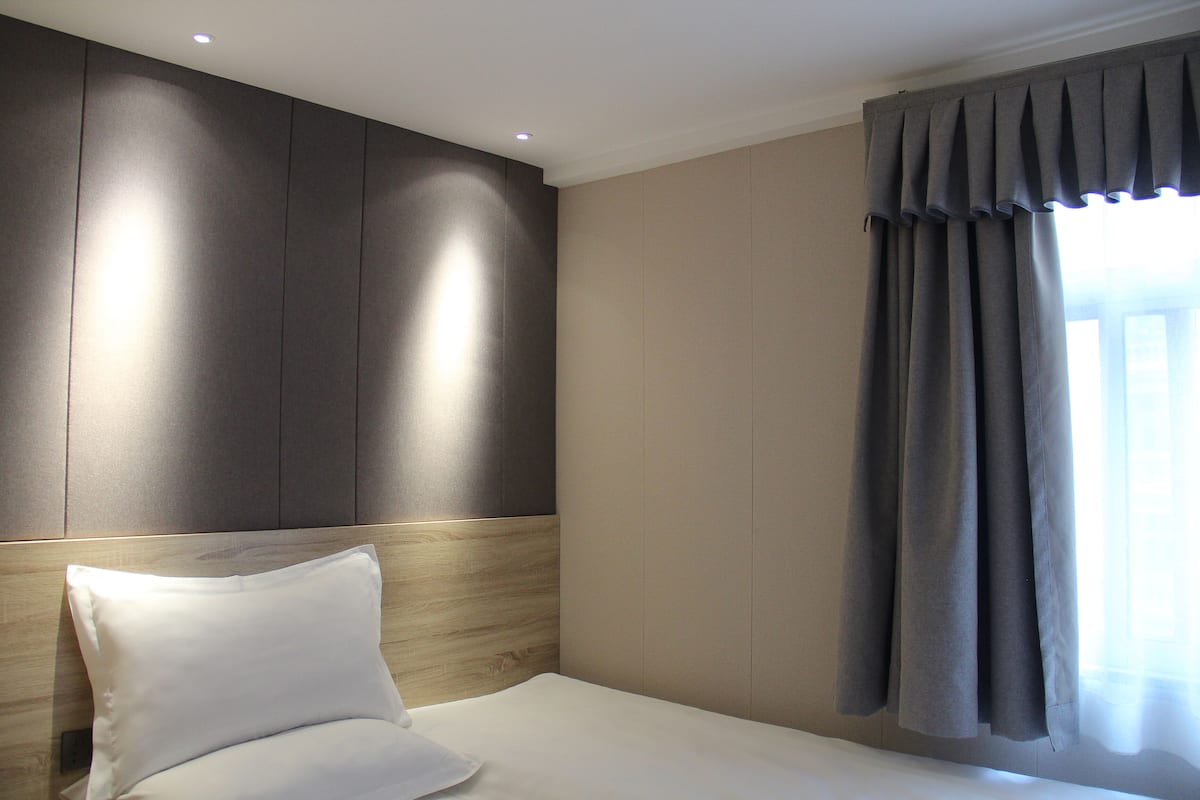 Signature Room | Free WiFi