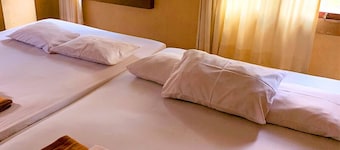 Hotel Syariah Larismanis