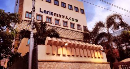 Hotel Syariah Larismanis