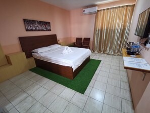Comfort Double Room | Blackout curtains, iron/ironing board, free WiFi, bed sheets - Indah Inn (Tawau)