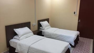 Rideaux occultants, fer et planche à repasser, Wi-Fi gratuit