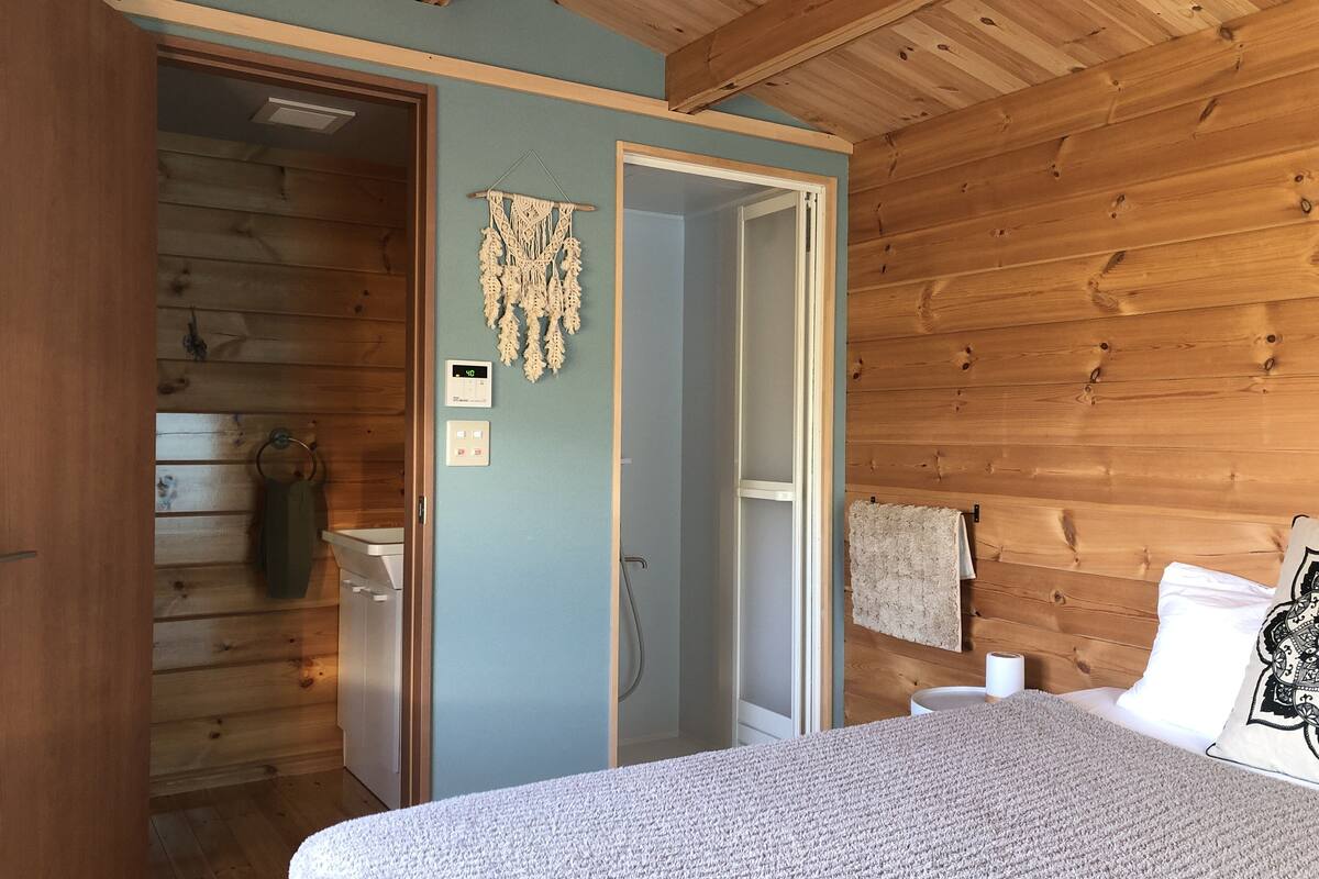 double room with private bathroom | premium bedding, desk