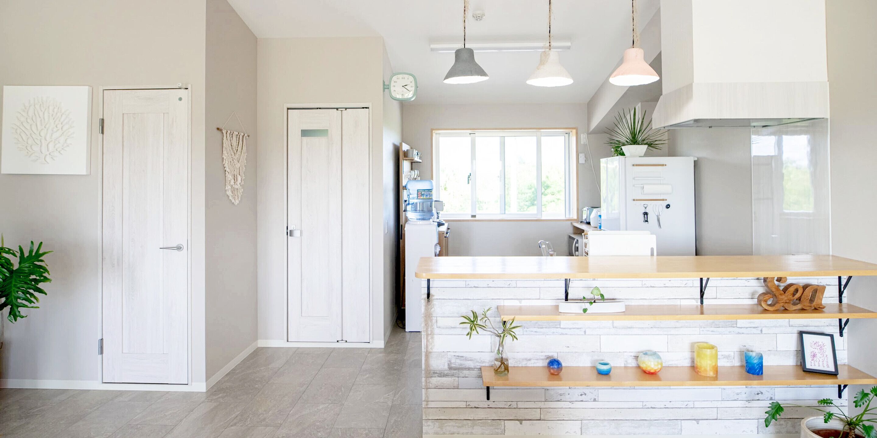 apartment, 2 bedrooms | private kitchen | full-sized fridge, microwave, stovetop, rice cooker