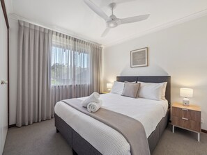 4 bedrooms, iron/ironing board, travel crib, free WiFi