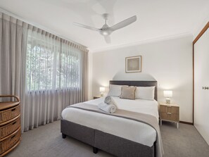 4 bedrooms, iron/ironing board, travel cot, free WiFi