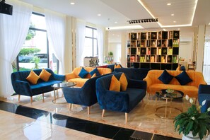 Lobby lounge - Sandals Star Hotel (Duc Trong)