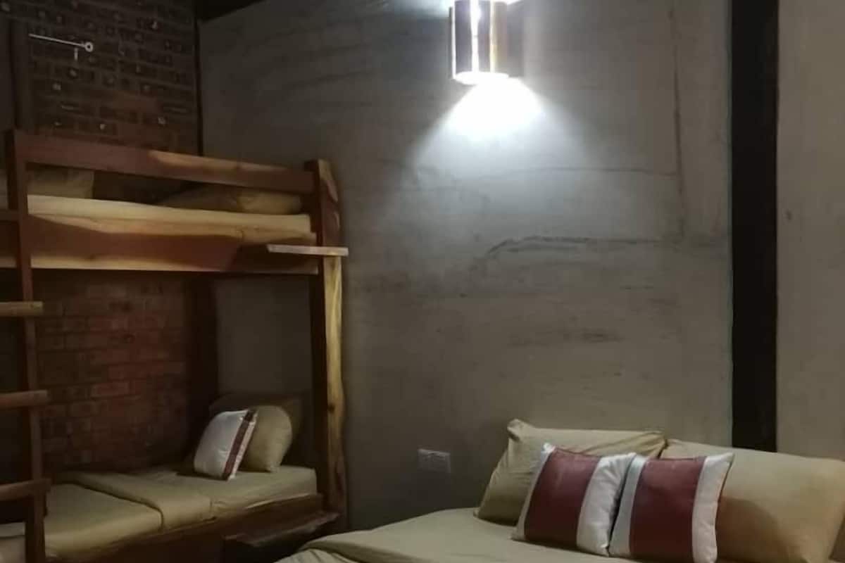 Family Suite | 1 bedroom, desk, laptop workspace, free WiFi
