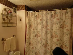 Leilighet, 2 soverom | Bad | Håndklær