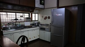 独立别墅 (Private Vacation Home) | 私人厨房