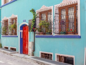 Entrée de l’hébergement