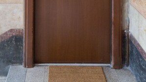 Property entrance - Sweet 2 Bedrooms Home in Milan Center (Milan)