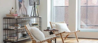Komplett renoviertes, modernes Apartment mit Blick auf die Downtown Mall