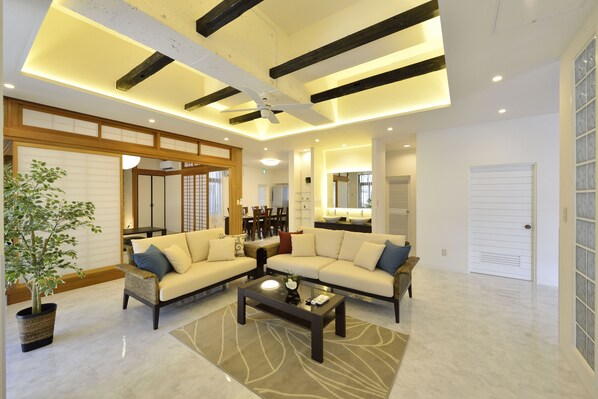 Apartment, 3 Bedrooms | Living area