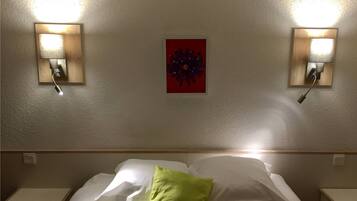 Double Room | Free WiFi, wheelchair access