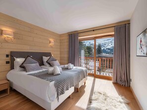 4 quartos, ferros/tábuas de passar roupa, Wi-Fi de cortesia