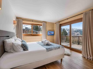 4 chambres, fer et planche à repasser, Wi-Fi gratuit, draps fournis