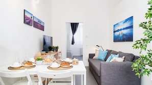 Interior detail - Modern Flat near the City Center (Milan)