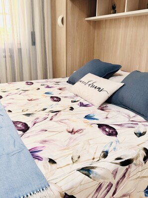 3 bedrooms, iron/ironing board, travel cot, free WiFi