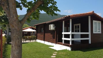 Family Bungalow, 2 Bedrooms, Terrace (6 Pax) | Terrace/patio
