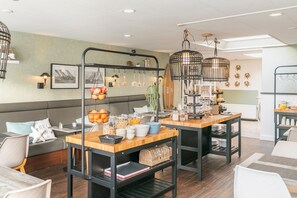 Dagelijks ontbijtbuffet (toeslag)
