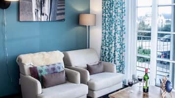 Studio Suite Mewah (Eilandsuite) | Seprai premium, brankas, Wi-Fi gratis, dan seprai linen