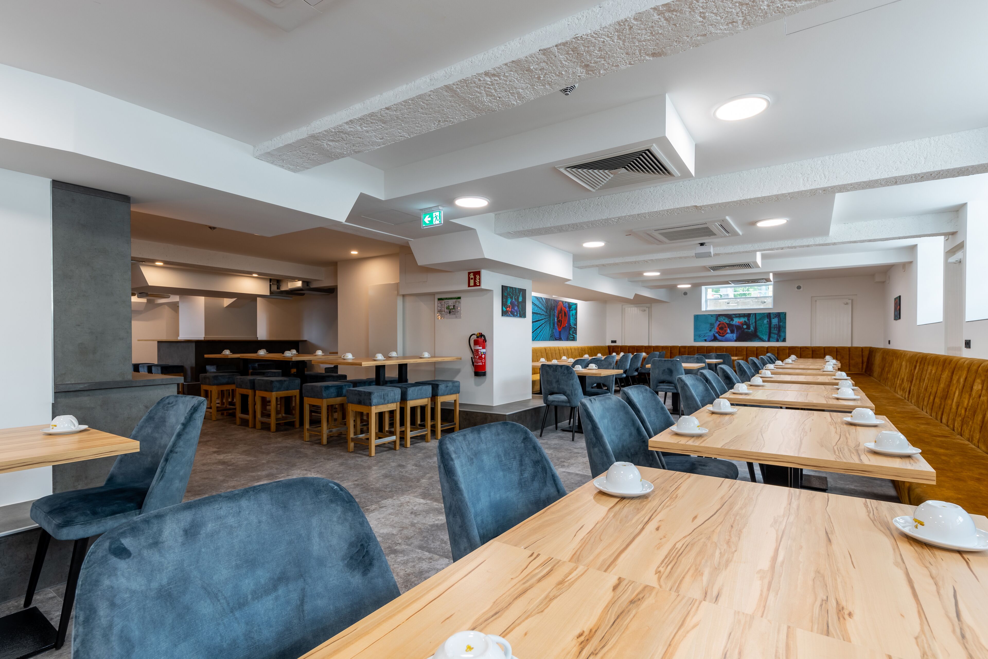 daily continental breakfast (eur 9.90 per person)