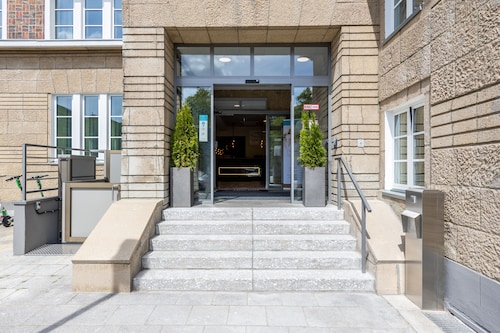 Trip Inn Living & Suites