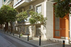 تفاصيل الفندق من الخارج