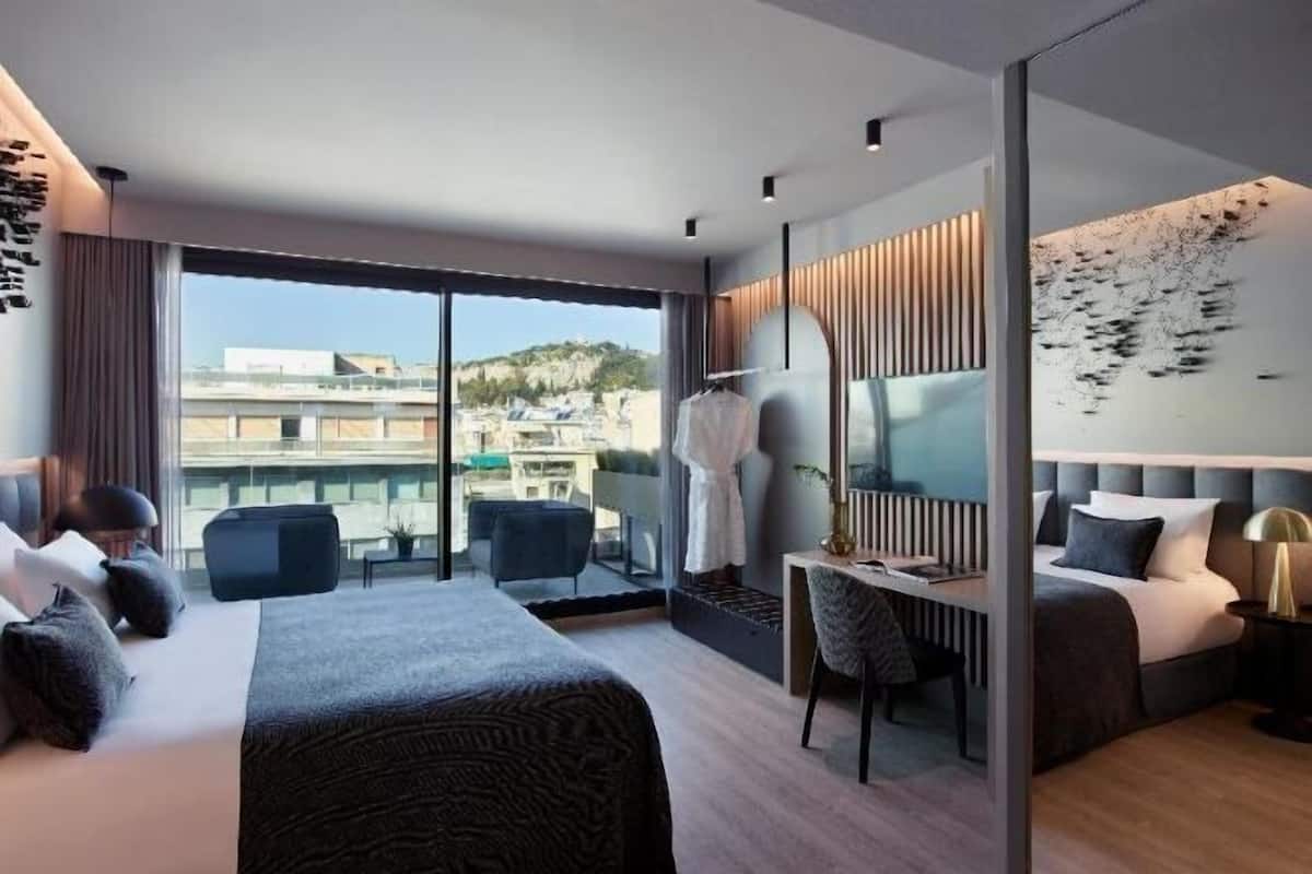 1 bedroom, minibar, in-room safe, desk