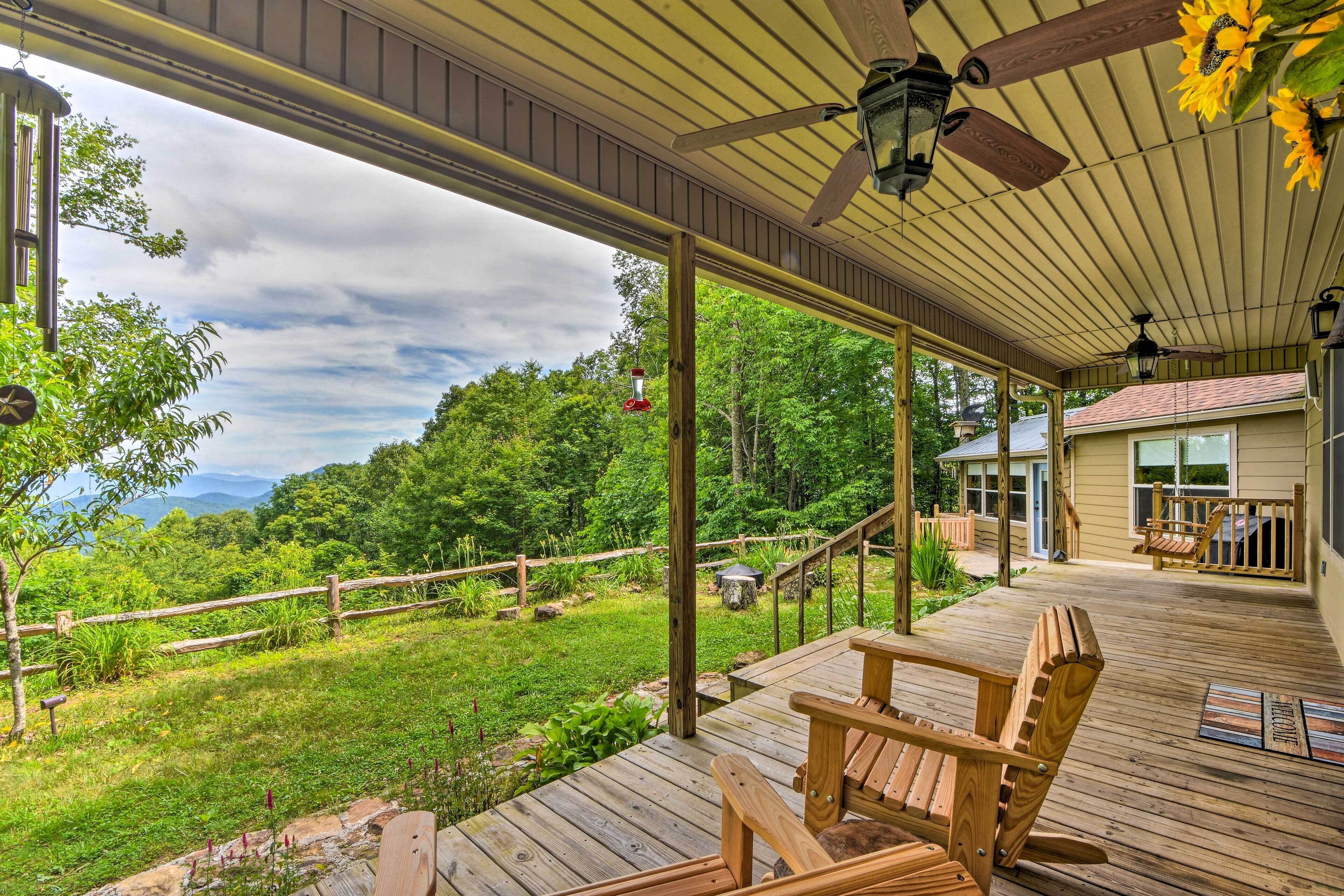 Peaceful Hideaway on 6 Acres w/ Smoky Mtn Views!