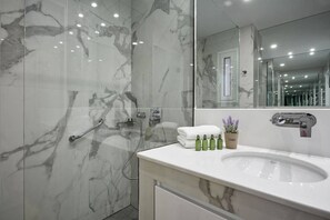 Hair dryer, towels