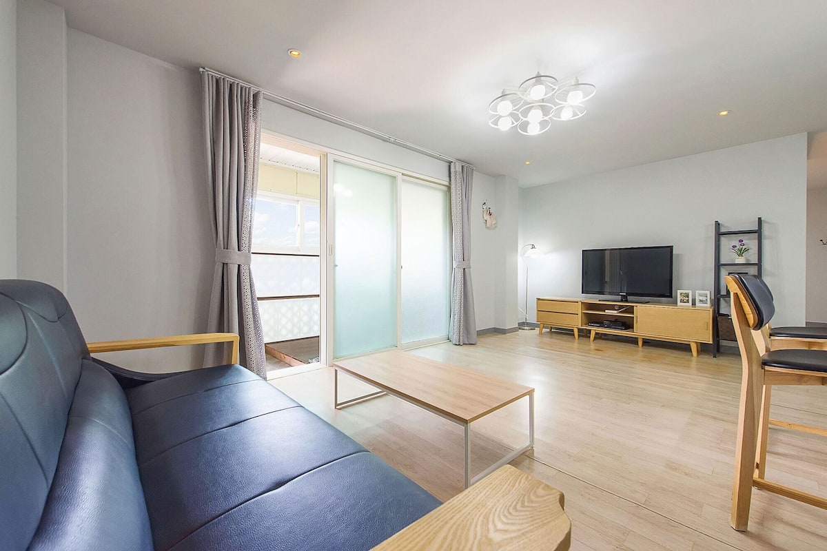 Room (SPA102)