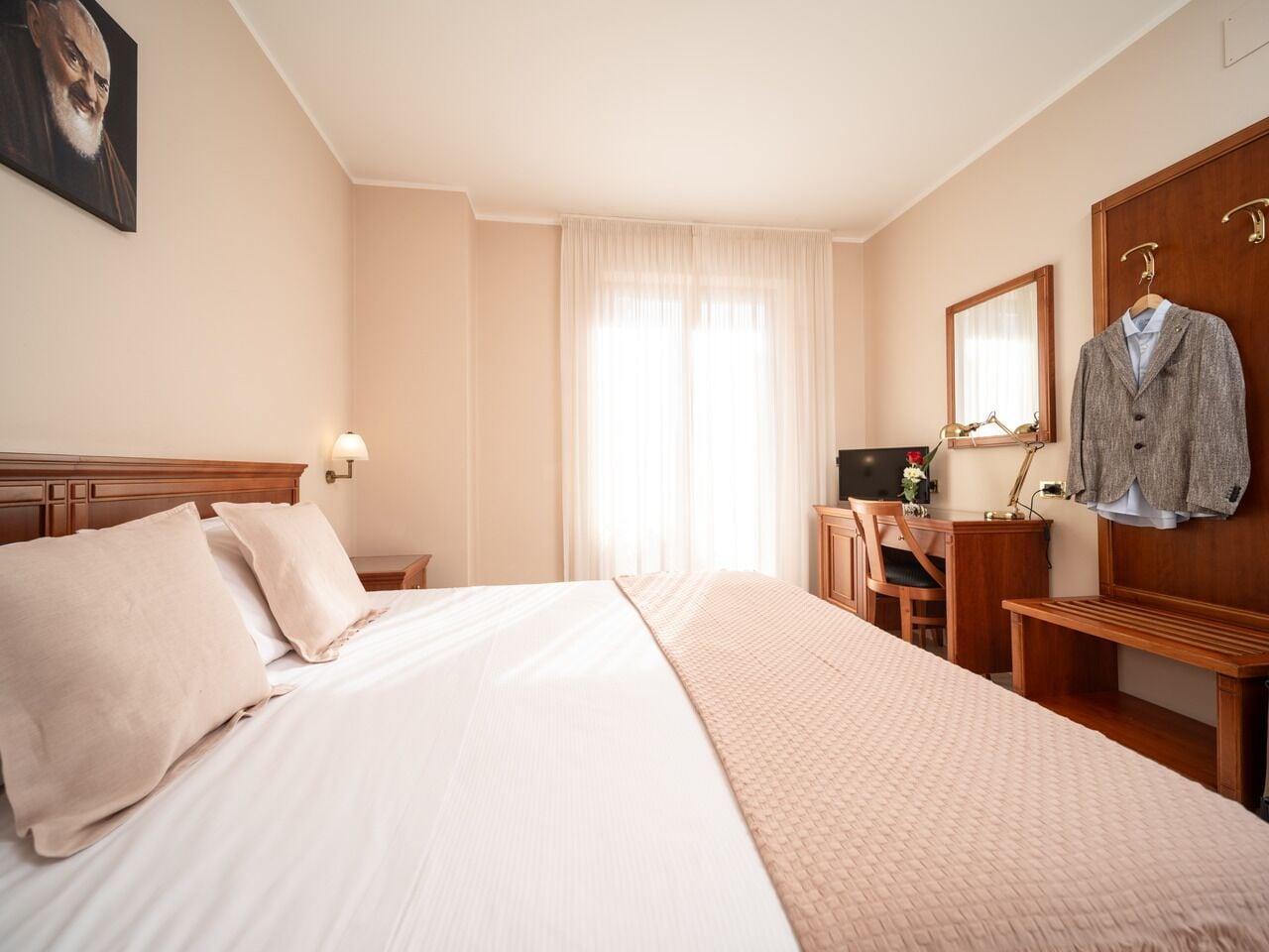 Superior Room, 1 King Bed (Letto Matrimoniale)