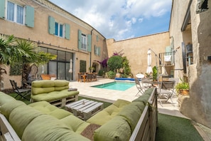 Restauration extérieure