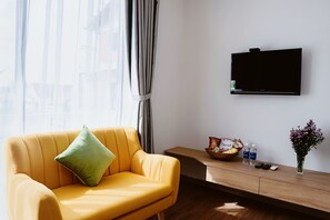 Family Apartment, Garden View