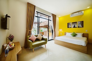 Family Apartment, Pool View
