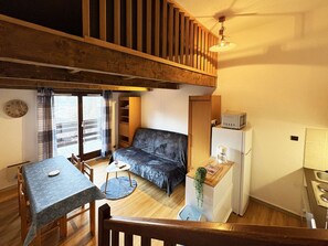 TV - Lovely ground floor studio, 4 ppl, center location, direct ski access (Les Orres)