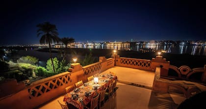 Villa al Diwan Nile view and private pool in Luxor