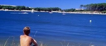 Charming T1 Apartment with Pool View, 50m from Lake in Vieux-Boucau
