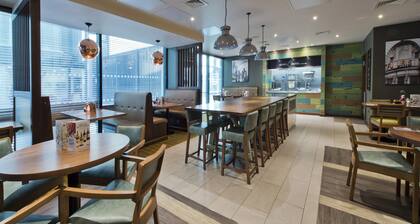 Premier Inn Liverpool Lime Street
