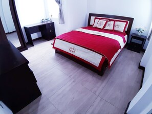 1 bedroom, in-room safe, iron/ironing board, WiFi