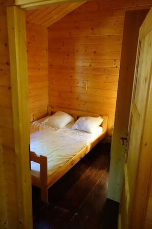 2 chambres, lit de bébé portatif, accès au Wi-Fi (inclus)
