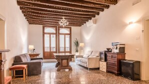 Interior - Palazzo Da Ponte (Venice)