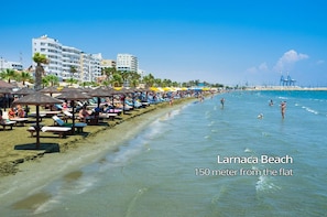 City view - Aladdin's Hostel (Larnaca)