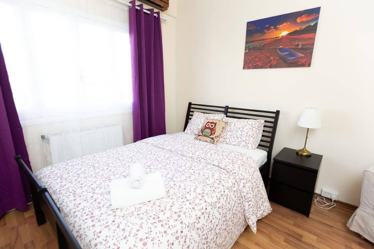 5 Schlafzimmer, Allergikerbettwaren, individuell dekoriert