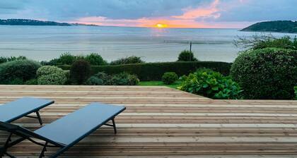 RARE : Cocon en rez de jardin pieds dans l'eau
