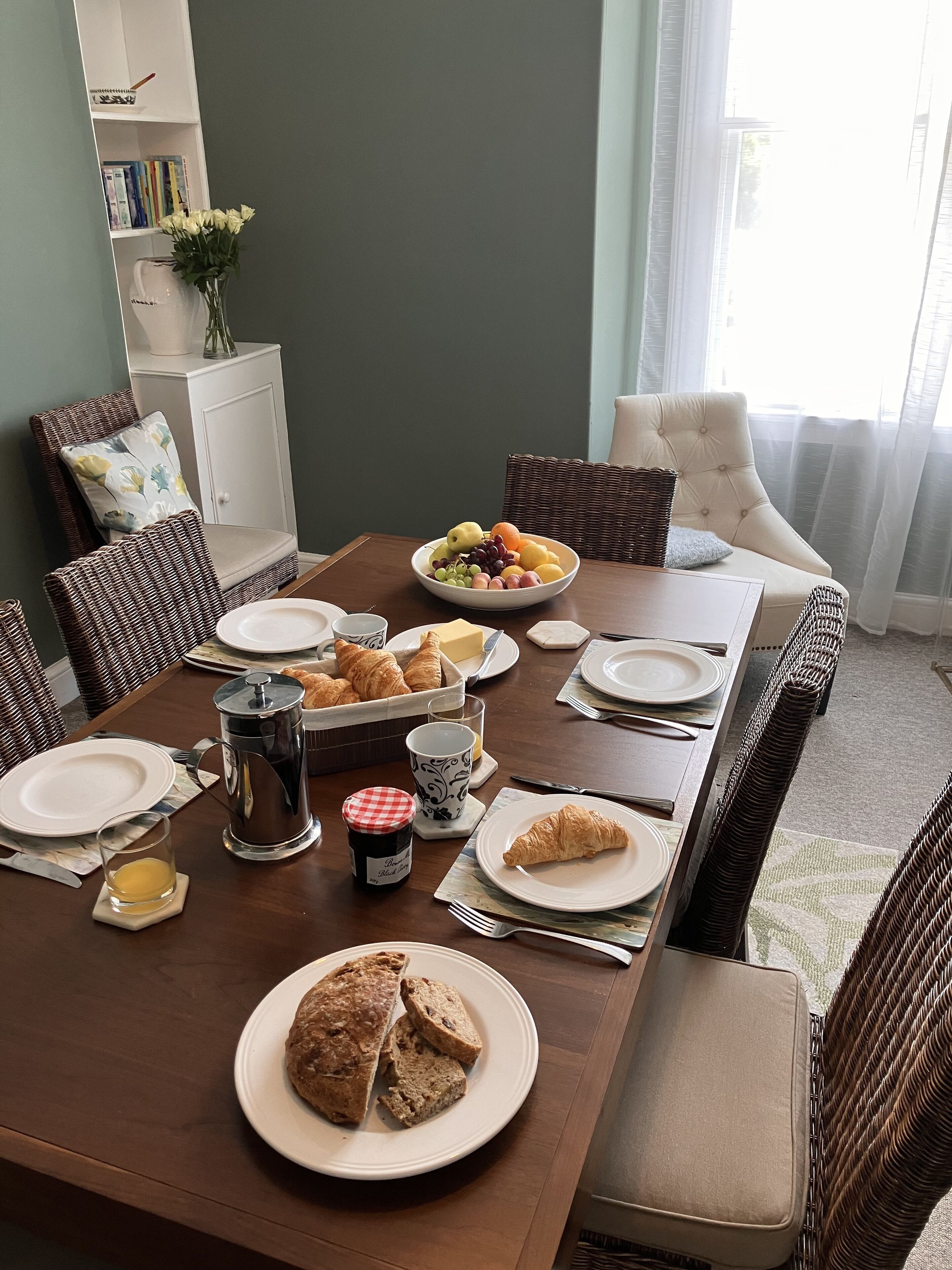 Breakfast area
