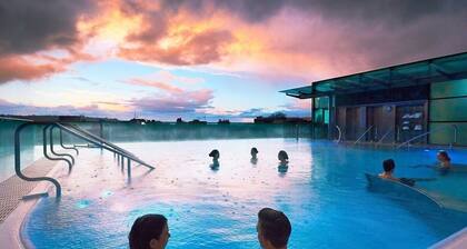 Chic City Centre Georgian Maisonette