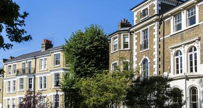 York Rise by Onefinestay